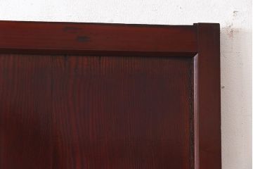 和製アンティーク　栗材使用　漆塗り　深みのある色合いが魅力のガラス帯戸(引き戸、建具)