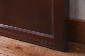 和製アンティーク　栗材使用　漆塗り　深みのある色合いが魅力のガラス帯戸(引き戸、建具)