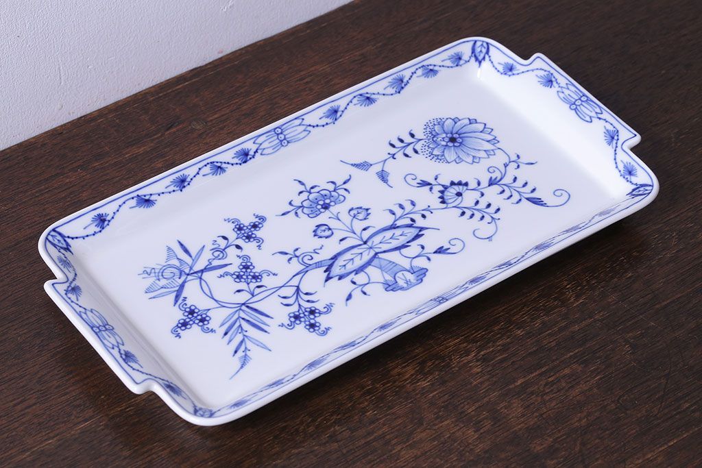 アンティーク雑貨　未使用 MEISSEN(マイセン)「ブルーオニオン」シリーズ　角プレート(パーティートレイ)