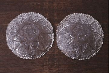 アンティーク雑貨　繊細で華やかなデザインのガラス製レース深皿(鉢、ボウル)2枚セット(3)