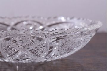 アンティーク雑貨　繊細で華やかなデザインのガラス製レース深皿(鉢、ボウル)2枚セット(3)