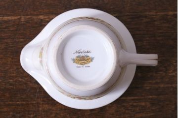 アンティーク雑貨　中古　ノリタケ(Noritake)　上品な花柄のミルクピッチャー(クリーマー、ミルクポット)