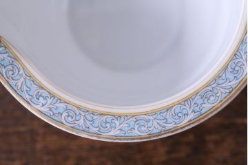 アンティーク雑貨　中古　ノリタケ(Noritake)　上品な花柄のミルクピッチャー(クリーマー、ミルクポット)