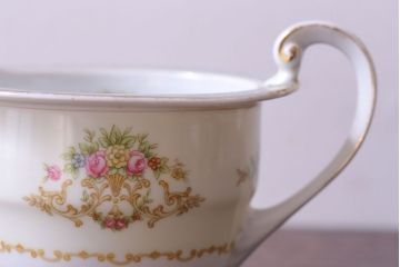 アンティーク雑貨　中古　ノリタケ(Noritake)　上品な花柄のミルクピッチャー(クリーマー、ミルクポット)