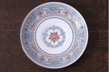 アンティーク雑貨　【T様ご成約】中古　イギリスWedgwood(ウェッジウッド)　FLORENTINE(フロレンティーン)　ターコイズ　カップ&ソーサー2客セット