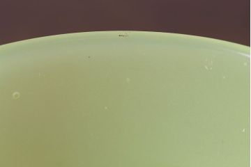 アンティーク雑貨　丸みを帯びた可愛らしいウランガラスの氷コップ(脚付きカップ、グラス、パフェグラス)(1)