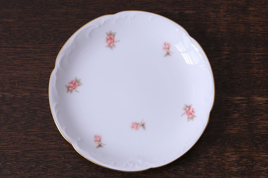 アンティーク雑貨　中古　大倉陶園　金彩　小さなバラ柄の小皿2枚セット(洋食器)