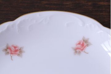 アンティーク雑貨　中古　大倉陶園　金彩　小さなバラ柄の小皿2枚セット(洋食器)