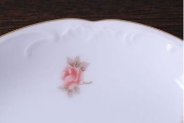 アンティーク雑貨　中古　大倉陶園　金彩　小さなバラ柄の小皿2枚セット(洋食器)