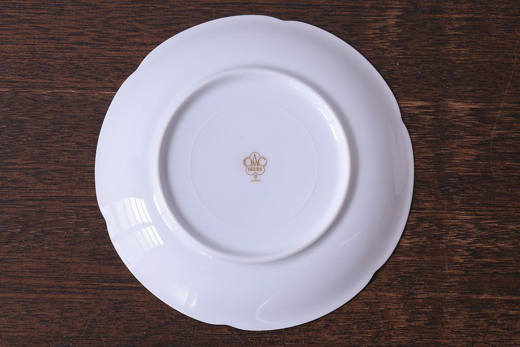 アンティーク雑貨　中古　大倉陶園　金彩　小さなバラ柄の小皿2枚セット(洋食器)