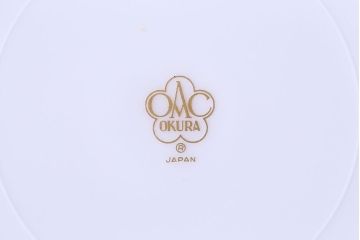 アンティーク雑貨　中古　大倉陶園　金彩　小さなバラ柄の小皿2枚セット(洋食器)