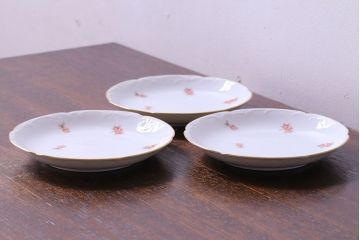 アンティーク雑貨　中古　大倉陶園　金彩　小さなバラ柄の小皿3枚セット(洋食器)
