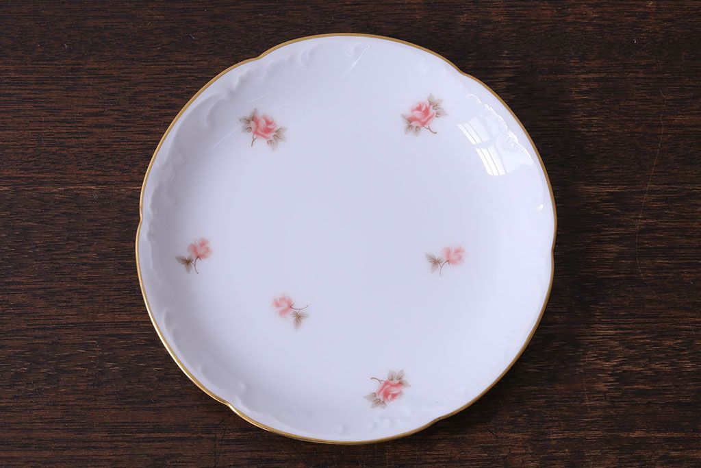 アンティーク雑貨　中古　大倉陶園　金彩　小さなバラ柄の小皿3枚セット(洋食器)