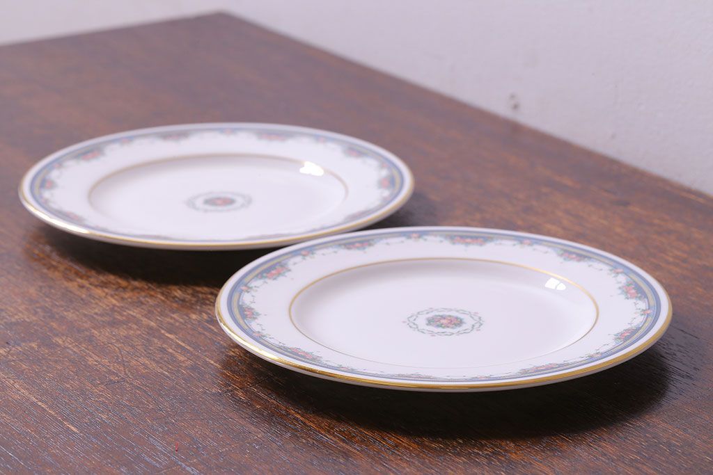 アンティーク雑貨　ROYAL DOULTON(ロイヤルドルトン) SALISBURY(ソールズベリー)　プレート(平皿、洋食器)2枚セット