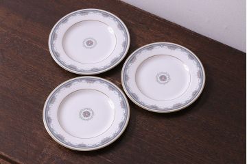 アンティーク雑貨　ROYAL DOULTON(ロイヤルドルトン) SALISBURY(ソールズベリー)　プレート(平皿、洋食器)3枚セット