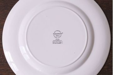 アンティーク雑貨　中古　イギリス Wedgwood(ウェッジウッド)　ピーターラビット　ディナープレート・デザートプレート(洋食器)2枚セット(1)