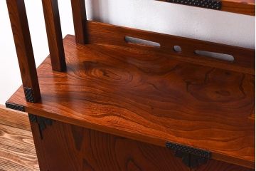 中古　民芸家具　力強い杢目が見事な飾り棚(茶棚)