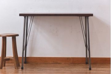 アンティーク家具　和製アンティーク　ケヤキ材一枚板!古材の質感が味わい深い鉄脚テーブル(作業台、アイアン  テーブル)(1)