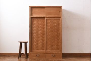 中古　木の質感が味わい深い茶水屋(置き水屋、戸棚、食器棚、茶棚)(1)