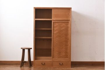 中古　木の質感が味わい深い茶水屋(置き水屋、戸棚、食器棚、茶棚)(1)