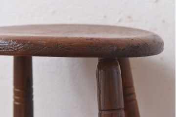 アンティーク雑貨　大正〜昭和初期　ブナ材　レトロなお部屋にぴったりのスツール(椅子、チェア、花台)