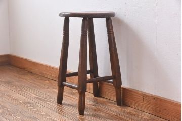 アンティーク雑貨　大正〜昭和初期　ブナ材　レトロなお部屋にぴったりのスツール(椅子、チェア、花台)