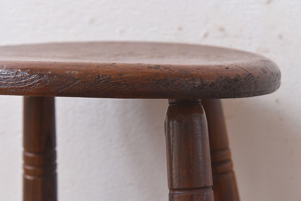 アンティーク雑貨　大正〜昭和初期　ブナ材　レトロなお部屋にぴったりのスツール(椅子、チェア、花台)
