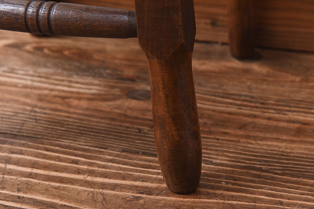 アンティーク雑貨　大正〜昭和初期　ブナ材　レトロなお部屋にぴったりのスツール(椅子、チェア、花台)