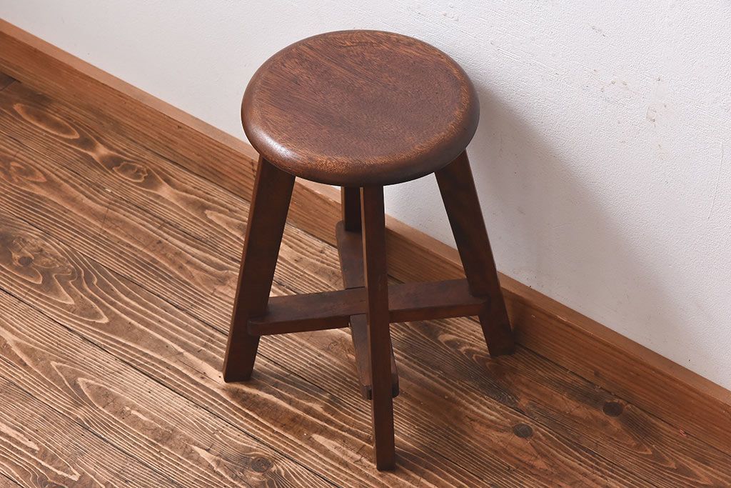 アンティーク雑貨　昭和レトロ　シンプルな丸スツール(椅子、チェア、花台)