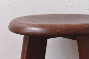 アンティーク雑貨　昭和レトロ　シンプルな丸スツール(椅子、チェア、花台)