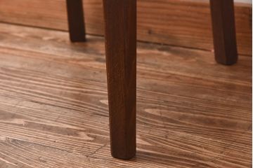 レトロ家具　昭和レトロ　ブナ材　深みのある色合いが魅力のチェア(椅子、ダイニングチェア、ワークチェア)
