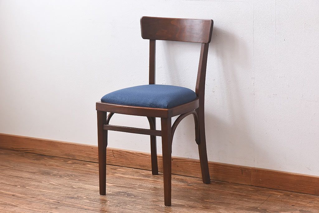 レトロ家具　昭和レトロ　ブナ材　深みのある色合いが魅力のチェア(椅子、ダイニングチェア、ワークチェア)