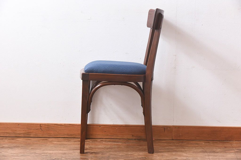 レトロ家具　昭和レトロ　ブナ材　深みのある色合いが魅力のチェア(椅子、ダイニングチェア、ワークチェア)