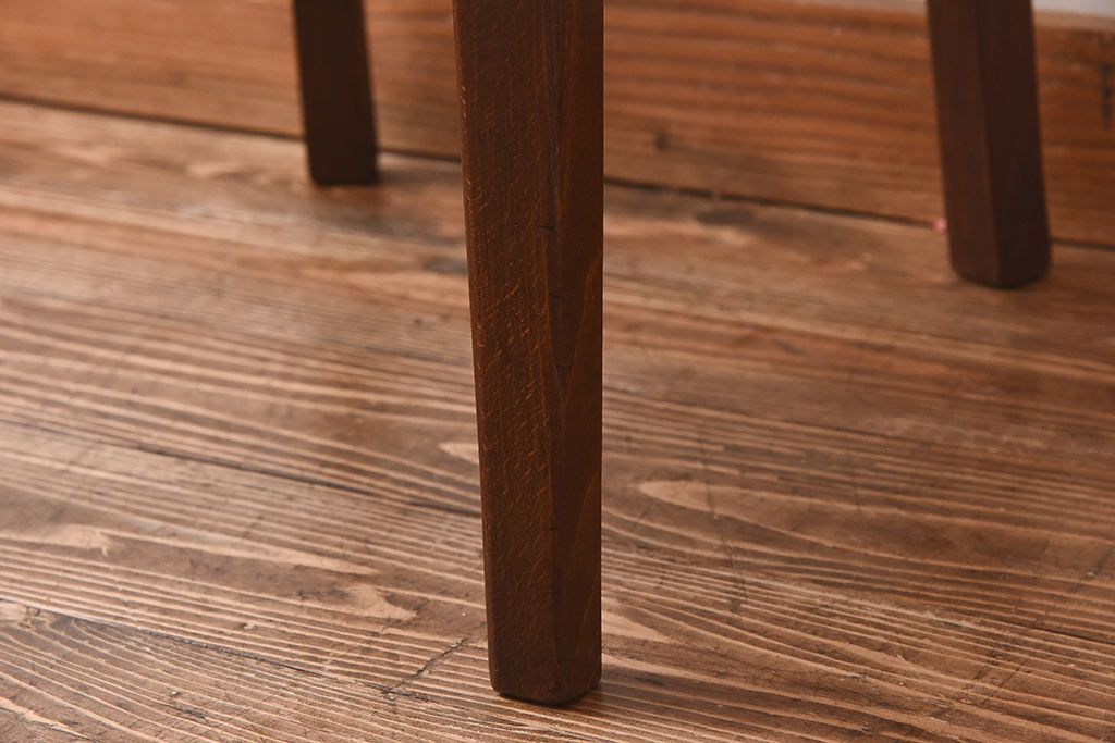 レトロ家具　昭和レトロ　ブナ材　深みのある色合いが魅力のチェア(椅子、ダイニングチェア、ワークチェア)