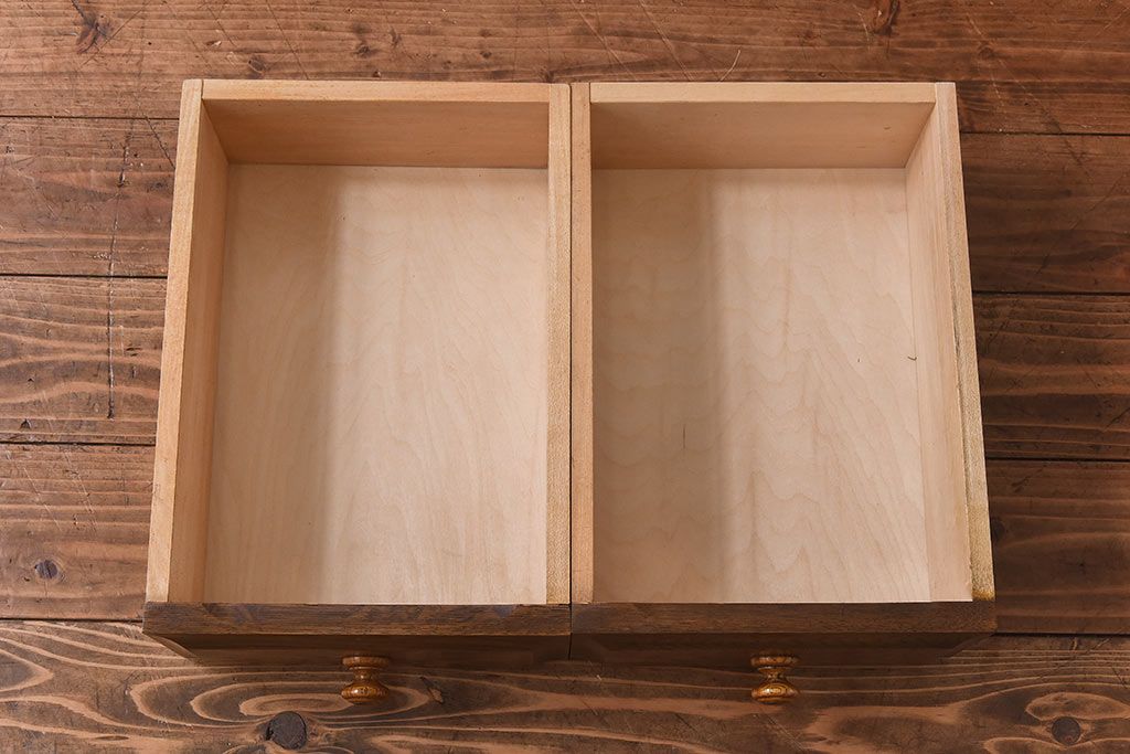 中古　北海道民芸　明るい色味がめずらしい!ナラ材のサイドボード(収納棚、キャビネット)(定価38万円)