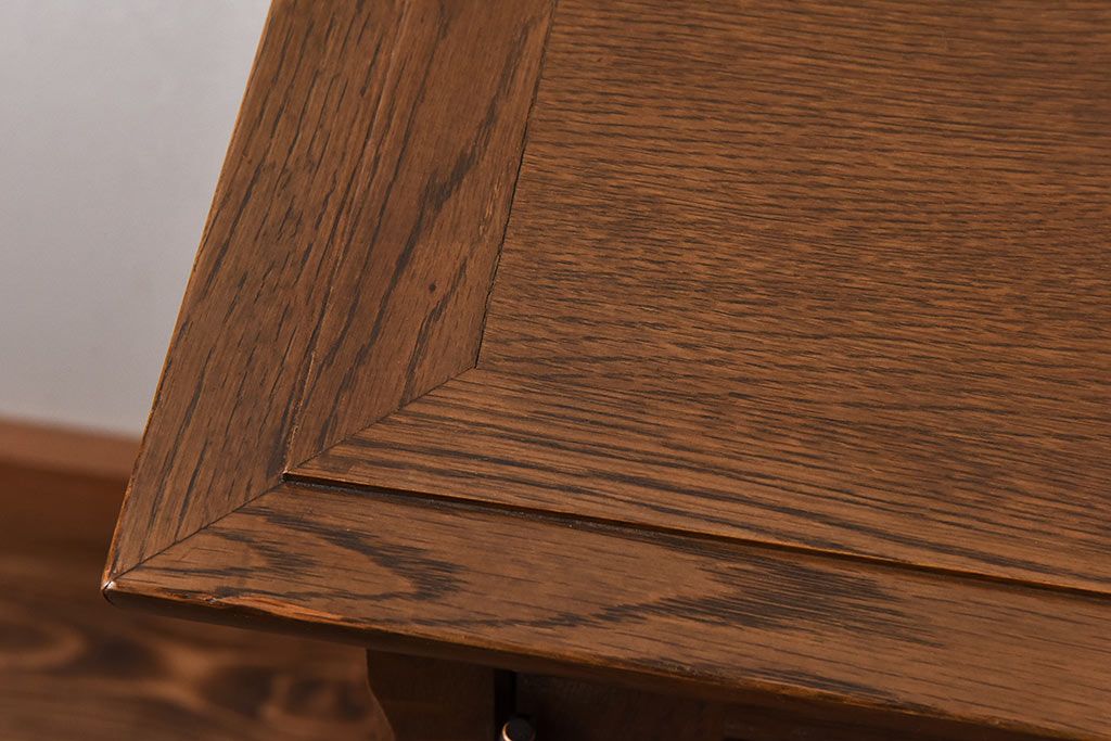 中古　北海道民芸　明るい色味がめずらしい!ナラ材のサイドボード(収納棚、キャビネット)(定価38万円)