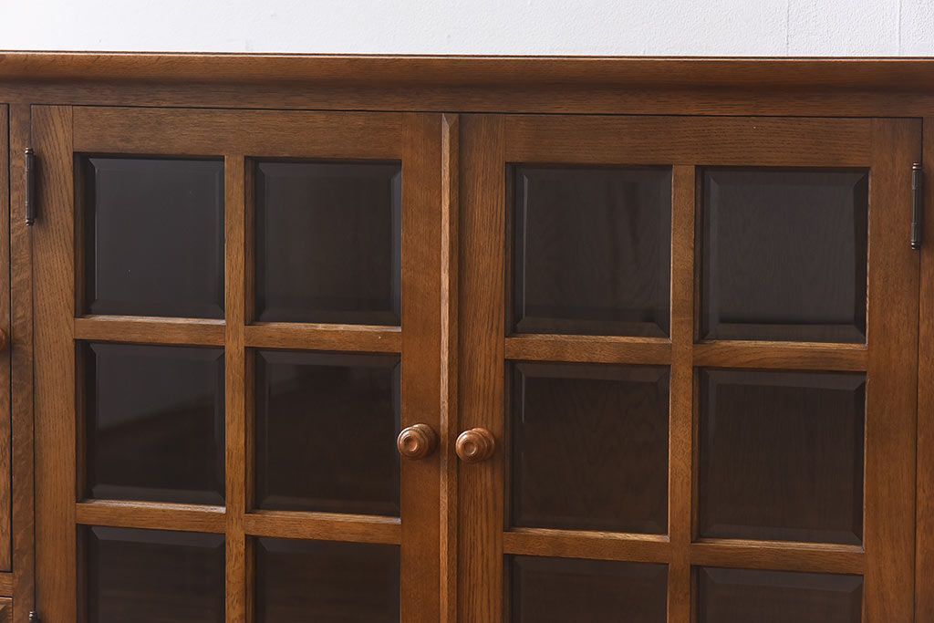 中古　北海道民芸　明るい色味がめずらしい!ナラ材のサイドボード(収納棚、キャビネット)(定価38万円)