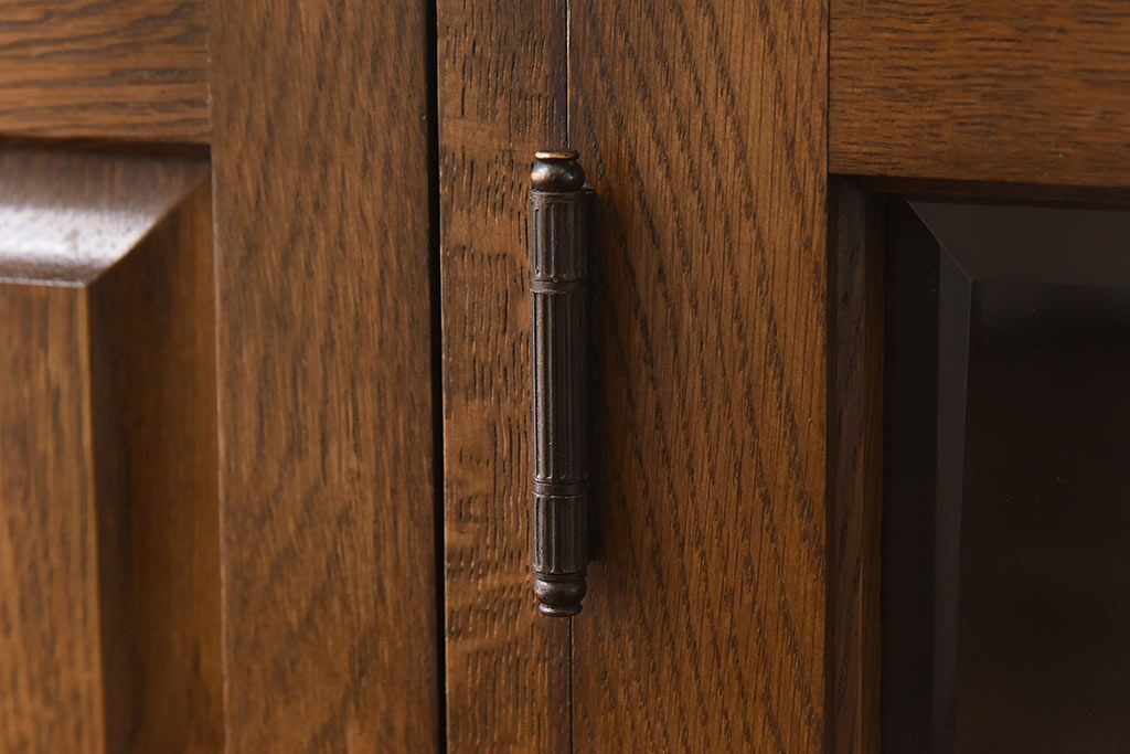 中古　北海道民芸　明るい色味がめずらしい!ナラ材のサイドボード(収納棚、キャビネット)(定価38万円)