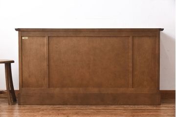 中古　北海道民芸　明るい色味がめずらしい!ナラ材のサイドボード(収納棚、キャビネット)(定価38万円)