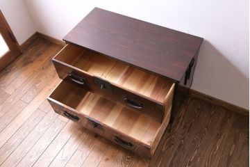 アンティーク家具　和製アンティーク　鉄脚付き　和モダンなローチェスト(箪笥ローボード、衣装箪笥、引き出し)