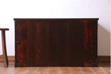 アンティーク家具　和製アンティーク　隠し付き!　和モダンなローチェスト(箪笥ローボード、衣装箪笥、引き出し)