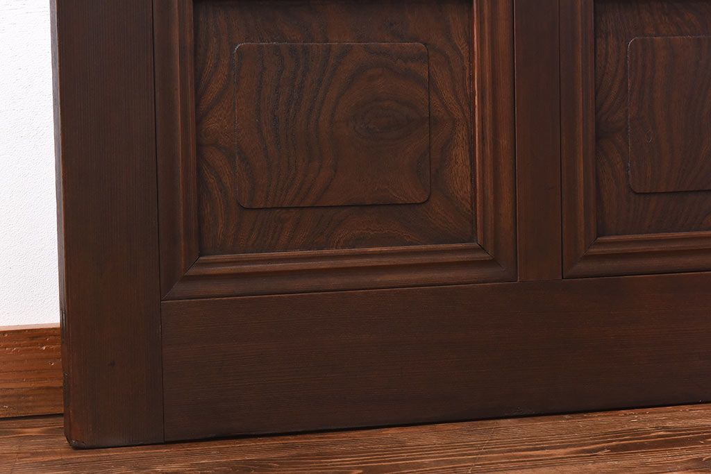 和製アンティーク　腰板ケヤキ材　味わい深い風合いの大きなガラス戸(引き戸、建具)2枚セット
