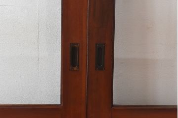 和製アンティーク　腰板ケヤキ材　味わい深い風合いの大きなガラス戸(引き戸、建具)2枚セット
