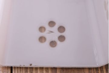 昭和レトロ　落ち着いた雰囲気を漂わせる白いシェード(電笠、天井照明、ペンダントライト)