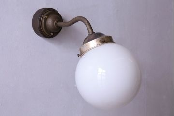 和製アンティーク　丸いフォルムが愛らしいウォールランプ(壁掛け照明)(2)