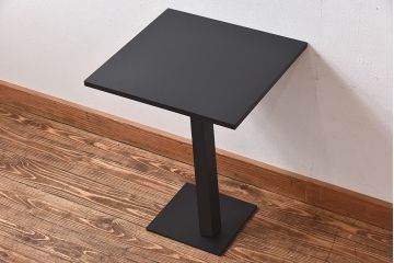 アンティーク雑貨　展示美品　Cassinaixc.社(カッシーナイクスシー)　ELEMENT 681(エレメント)　サイドテーブル(コーヒーテーブル、飾り台)(定価約19万円)