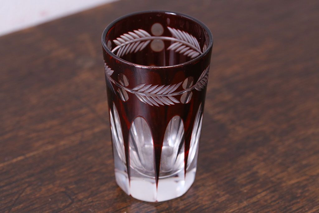 アンティーク雑貨　昭和初期　赤被せ　切子ショットグラス(酒器、和食器)