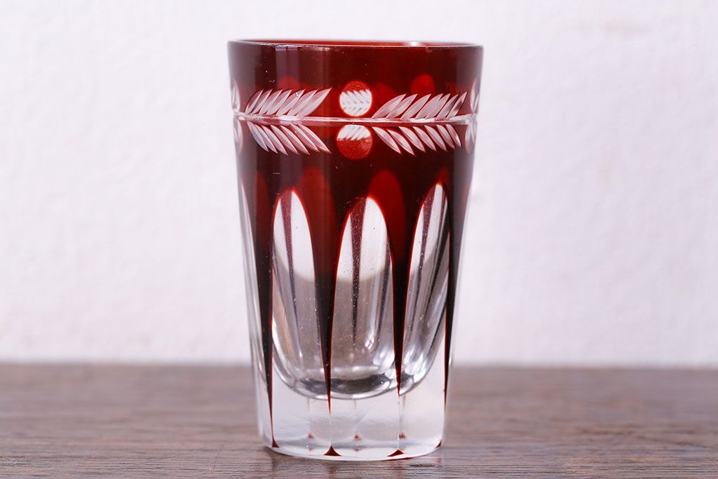 アンティーク雑貨　昭和初期　赤被せ　切子ショットグラス(酒器、和食器)