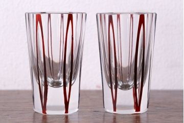 アンティーク雑貨　昭和初期　赤被せ　六角　切子ショットグラス(酒器、和食器)2個セット