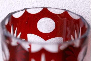 アンティーク雑貨　昭和初期　赤被せ　菊花紋　切子ショットグラス(酒器、和食器)2個セット